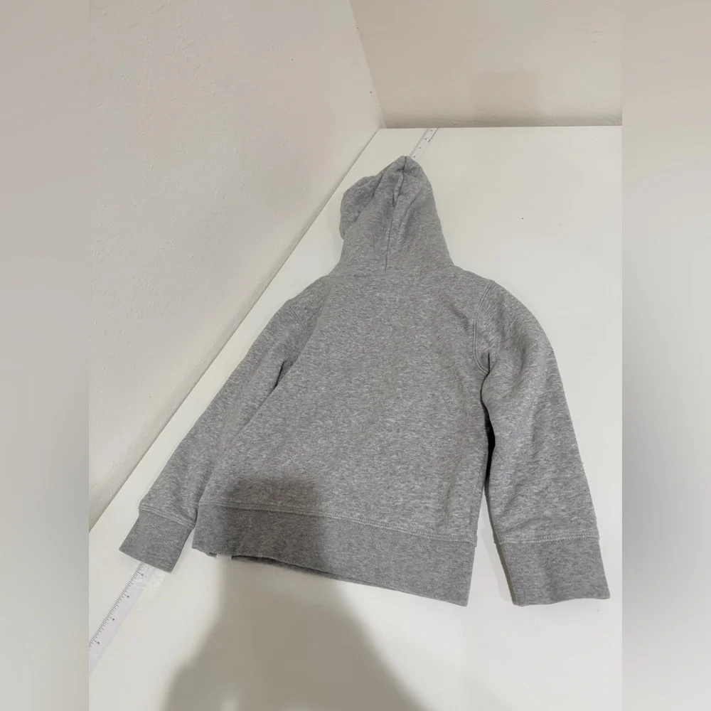 GAP soft gray